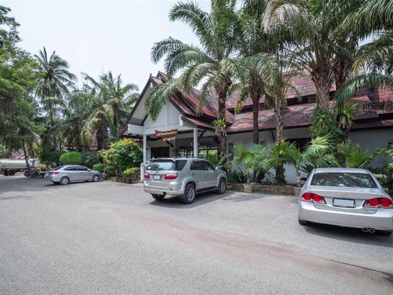 Ban Nam Mao Resort Na Chom Thian Bagian luar foto
