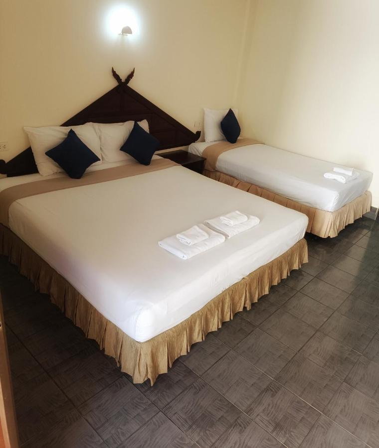 Ban Nam Mao Resort Na Chom Thian Bagian luar foto