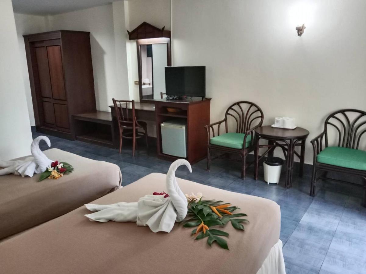 Ban Nam Mao Resort Na Chom Thian Bagian luar foto