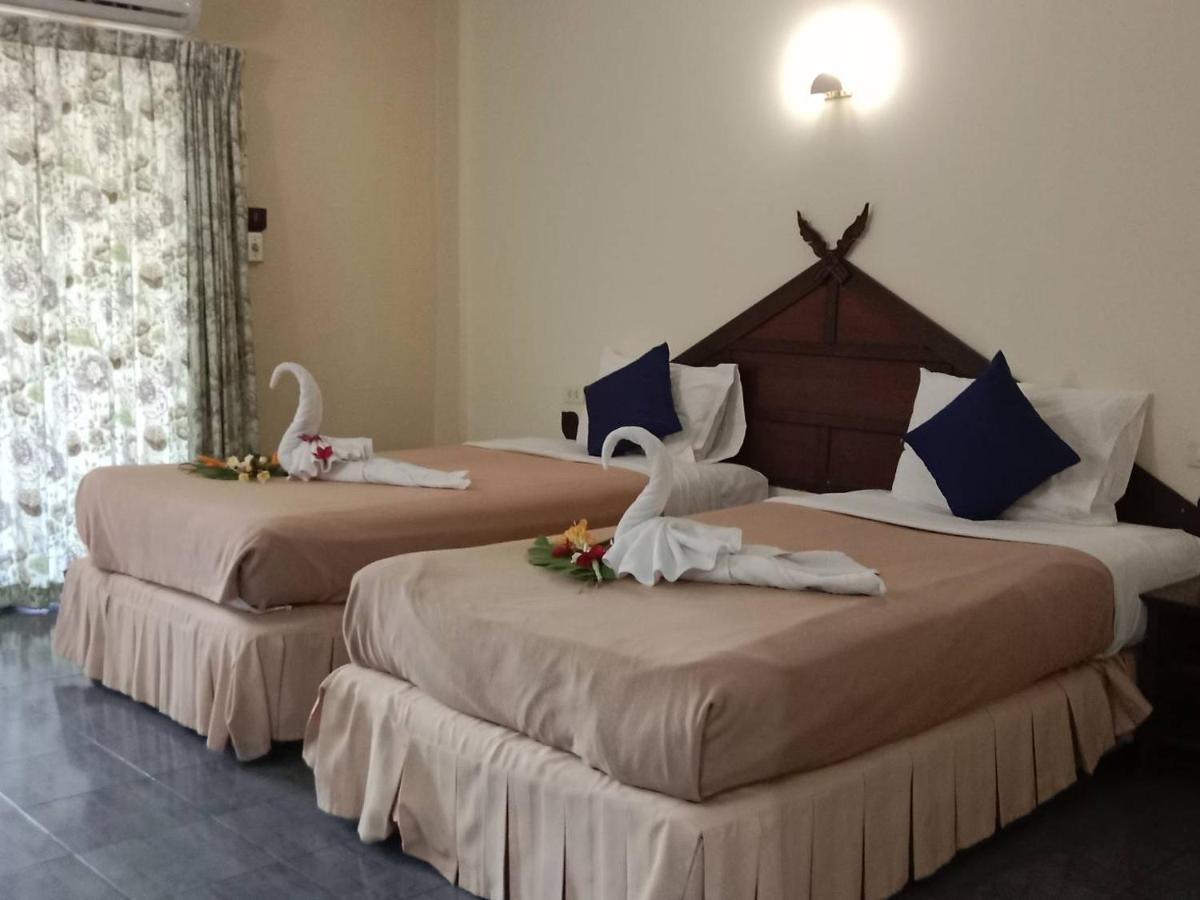 Ban Nam Mao Resort Na Chom Thian Bagian luar foto