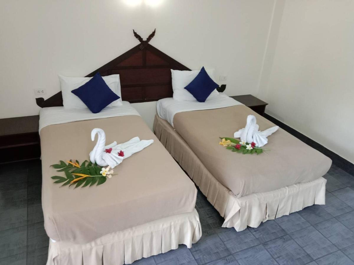 Ban Nam Mao Resort Na Chom Thian Bagian luar foto