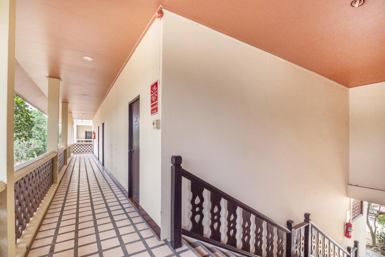 Ban Nam Mao Resort Na Chom Thian Bagian luar foto