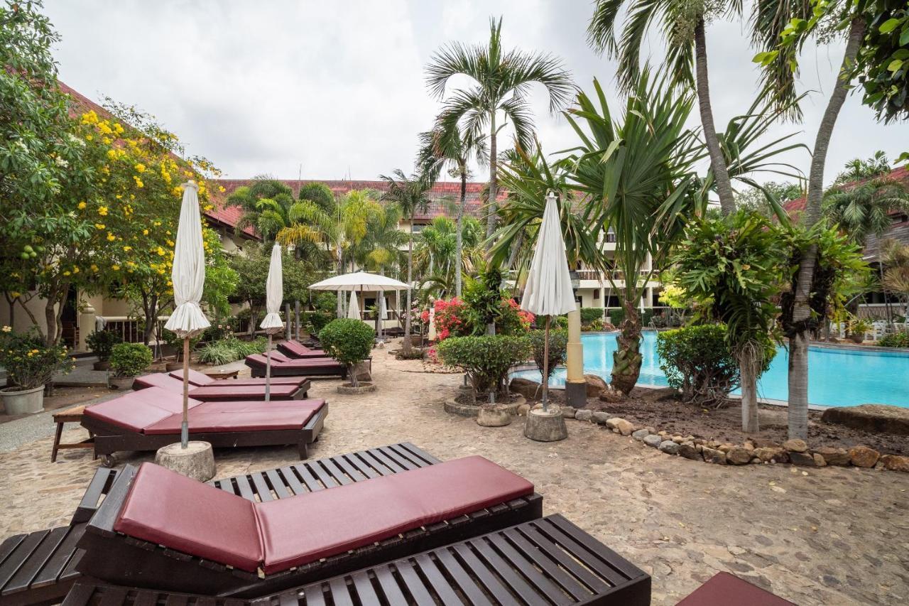 Ban Nam Mao Resort Na Chom Thian Bagian luar foto